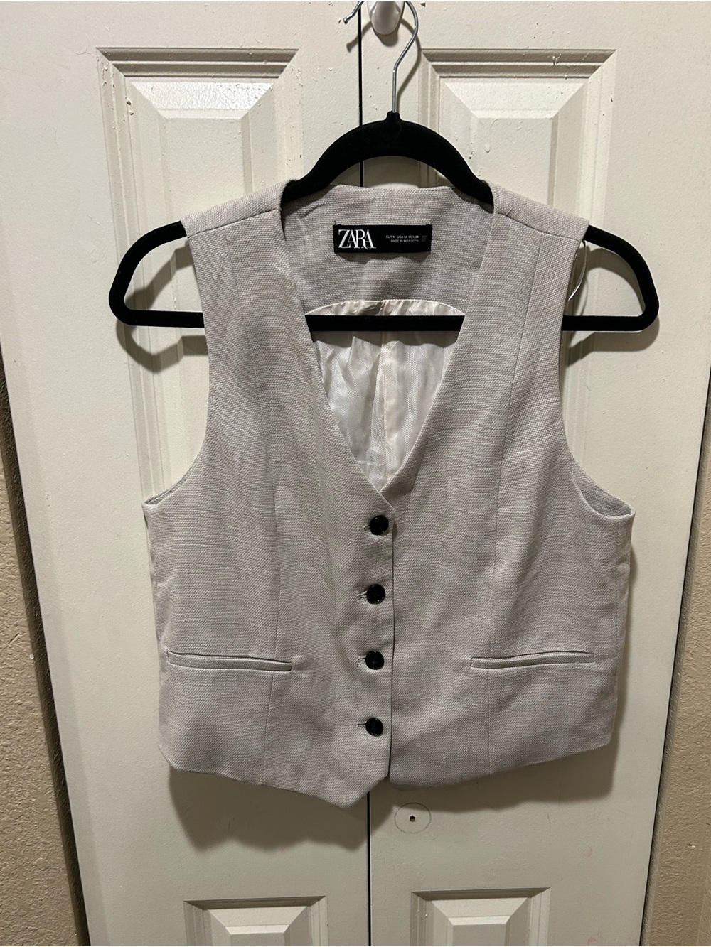 Zara Women’s Textured Gray Vest , Medium - Picture 2 of 6